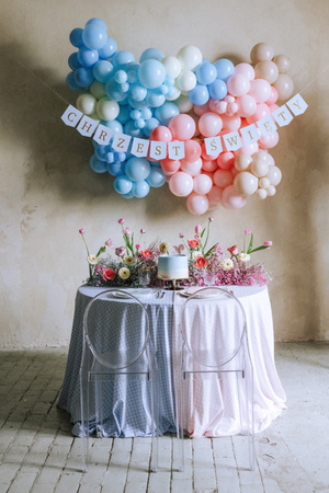 Balony Strong 23 cm, alabastrowy (1 op. / 100 szt.)