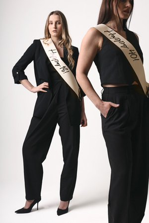 Szarfa Happy 18, krem, 76 cm