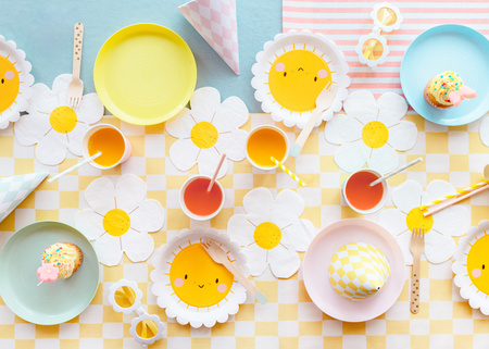 Talerzyki Słoneczko, mix, 18 cm (1 op. / 6 szt.)