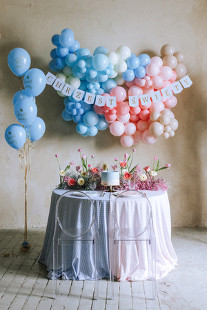 Balony Strong 23 cm, alabastrowy (1 op. / 100 szt.)