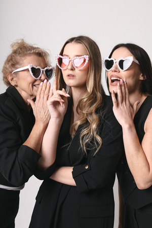 Okulary Serduszka z perłami, biały