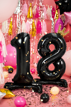 Stojący balon foliowy liczba ''18'', 84 cm, czarny