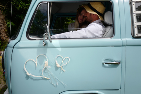 Rattanowe serca z bukiecikami, kremowy (1 op. / 2 szt.)